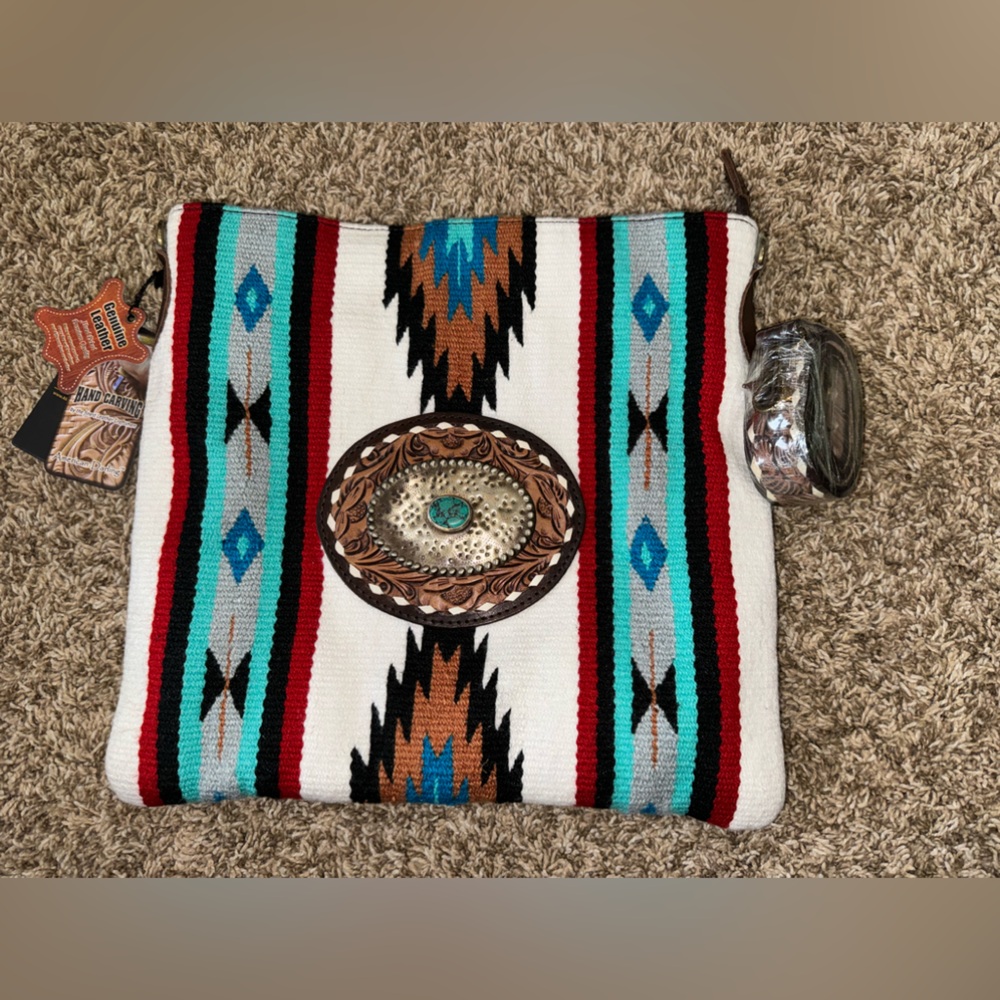 American Darling Crossbody Messenger Bag NWT Concealed Carry